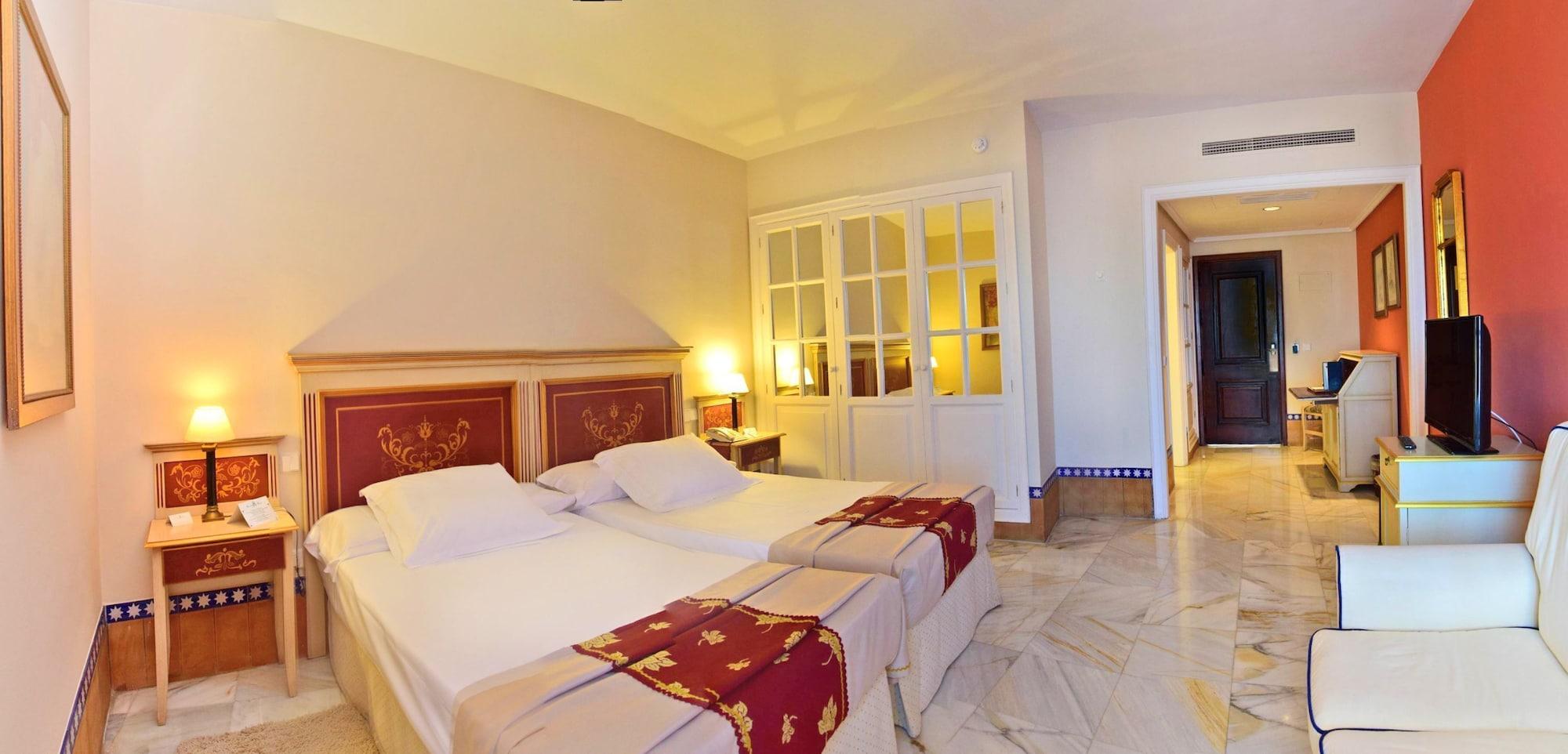 Hotel Alcazar De La Reina Carmona  Zewnętrze zdjęcie