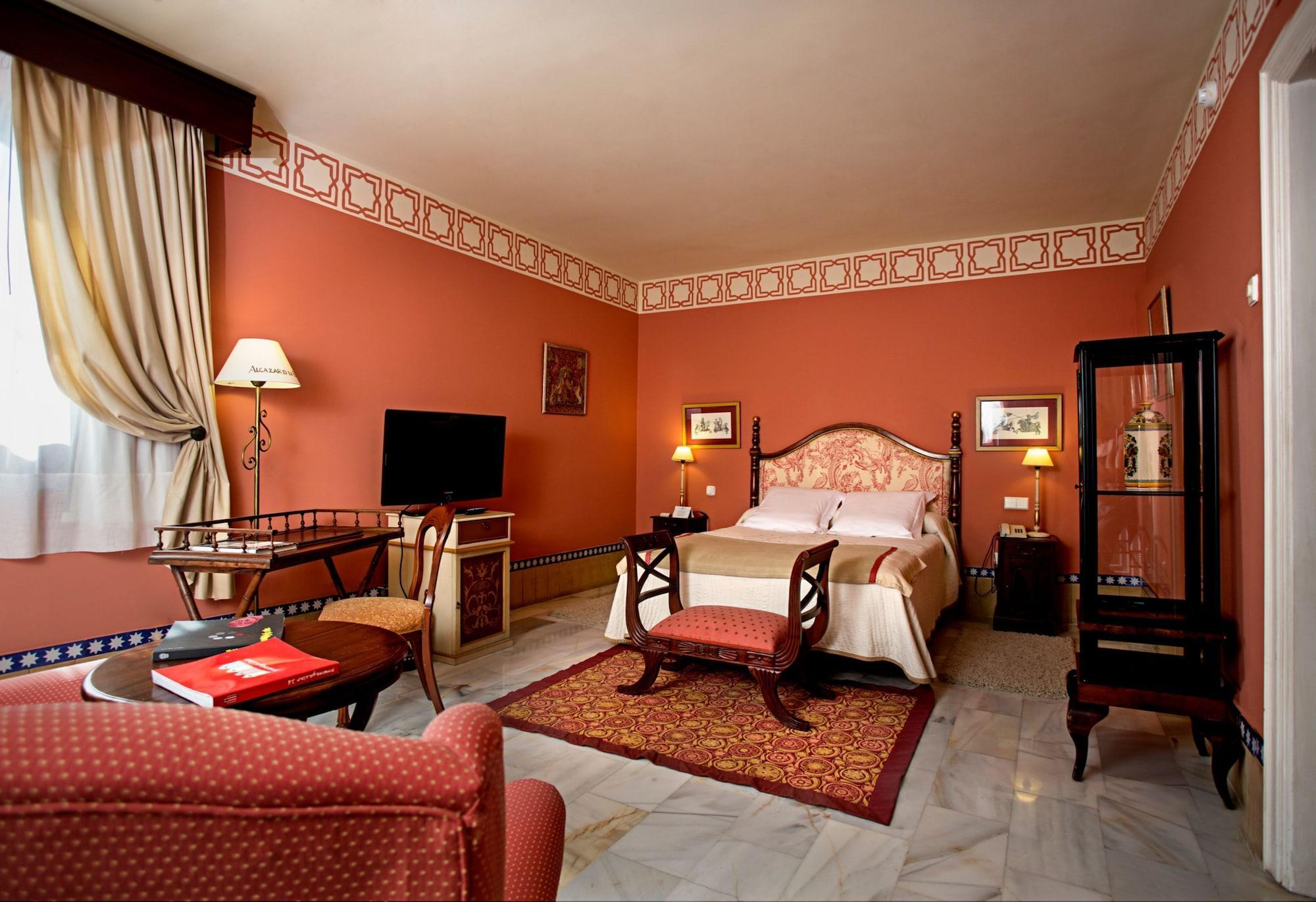 Hotel Alcazar De La Reina Carmona  Zewnętrze zdjęcie