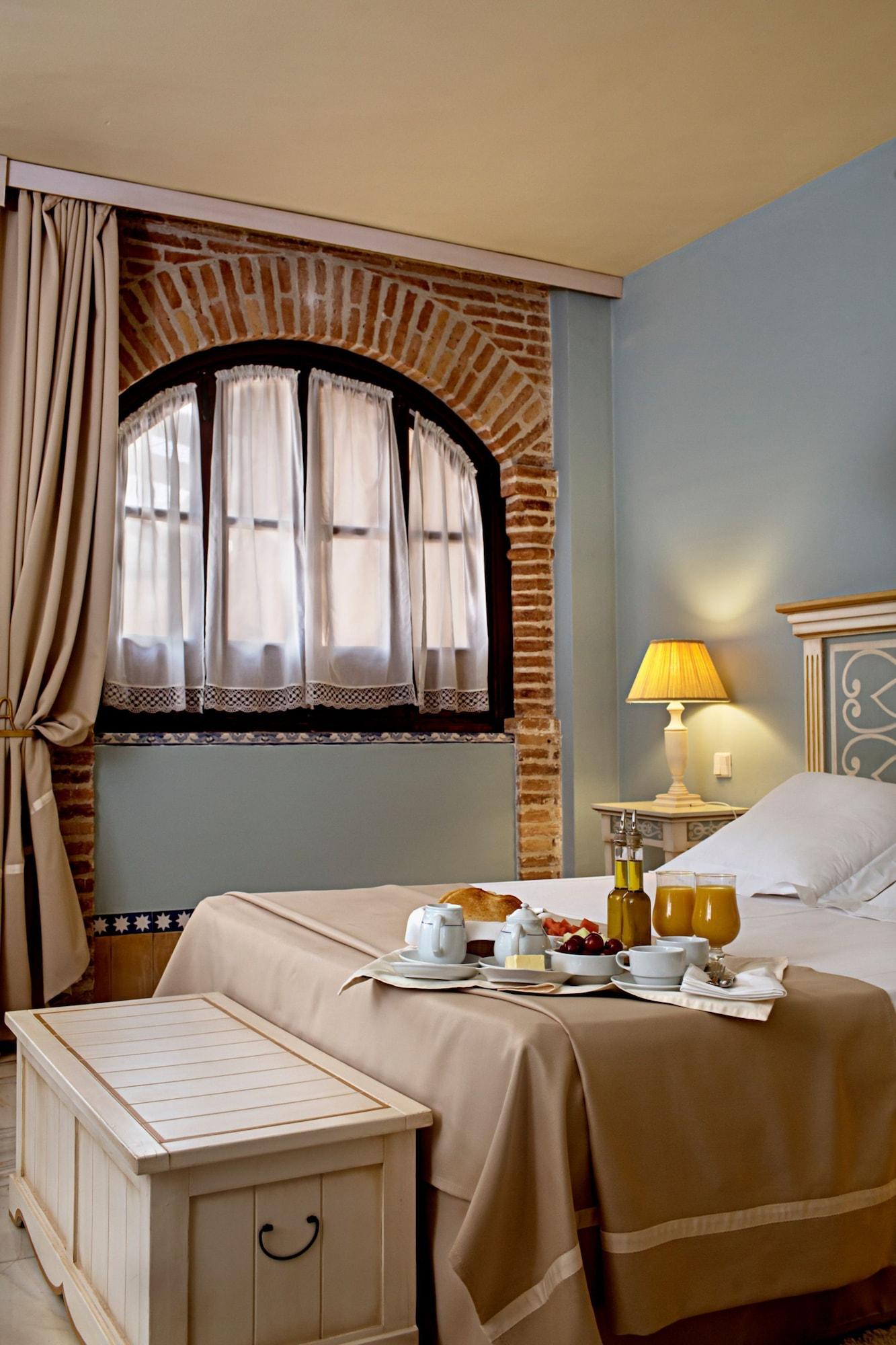 Hotel Alcazar De La Reina Carmona  Zewnętrze zdjęcie