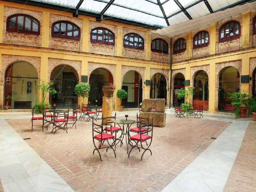 Hotel Alcazar De La Reina Carmona  Zewnętrze zdjęcie