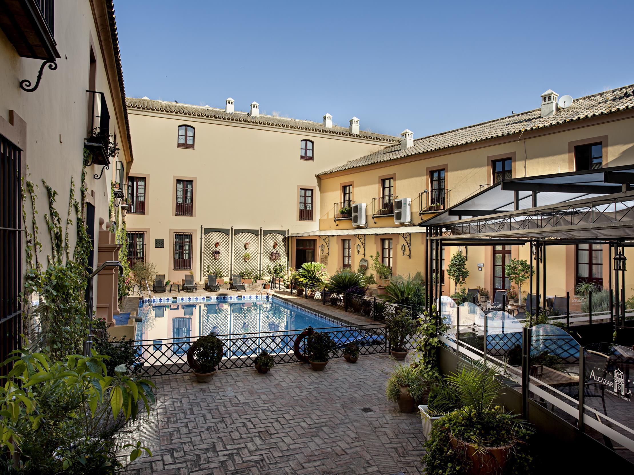 Hotel Alcazar De La Reina Carmona  Zewnętrze zdjęcie