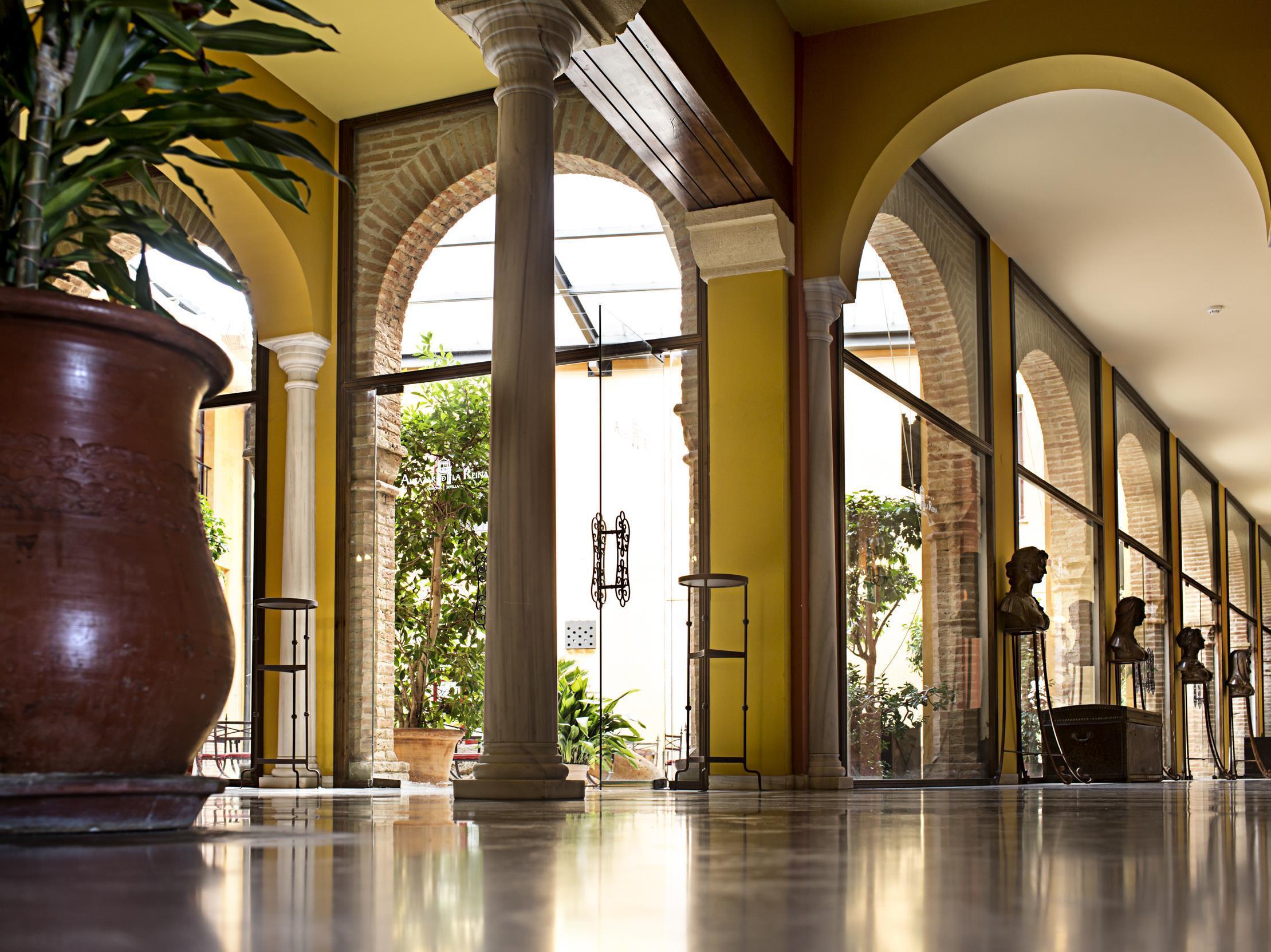 Hotel Alcazar De La Reina Carmona  Zewnętrze zdjęcie