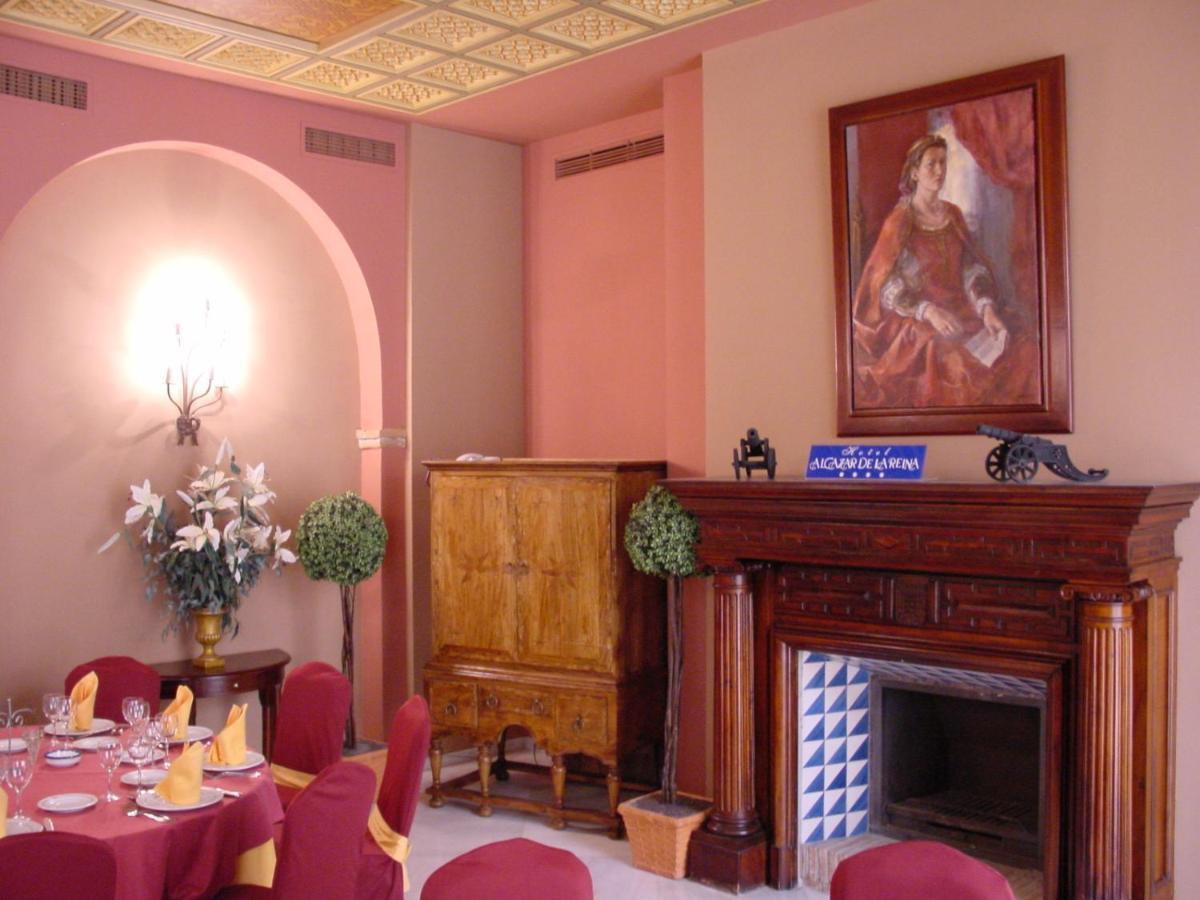 Hotel Alcazar De La Reina Carmona  Zewnętrze zdjęcie