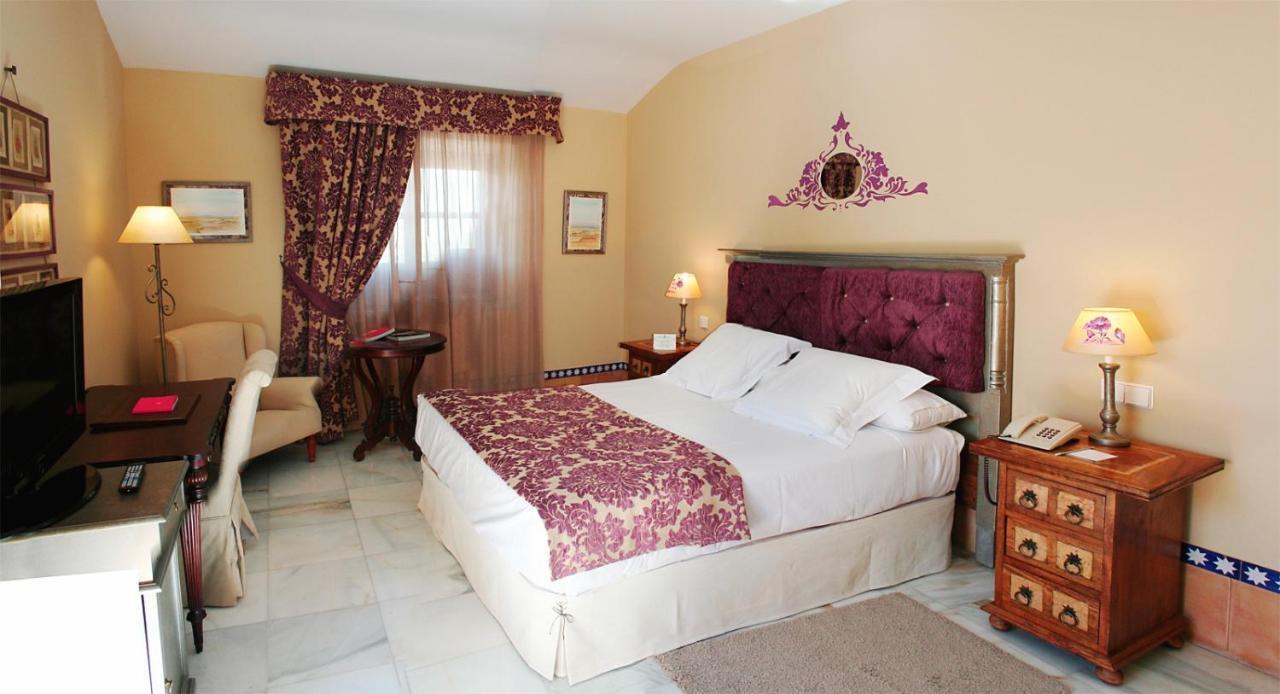 Hotel Alcazar De La Reina Carmona  Zewnętrze zdjęcie